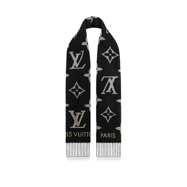 Louis Vuitton Essentials Scarf – HYPEZEUS