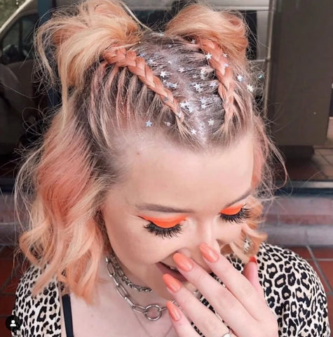 40 Glitter Roots Hairstyle of Festival Season