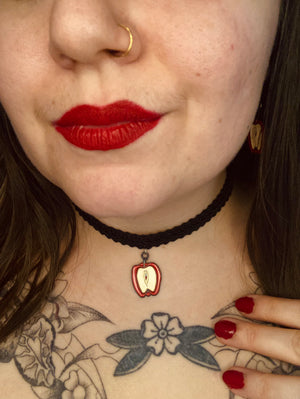 Apple chokers - Pussy Envy
