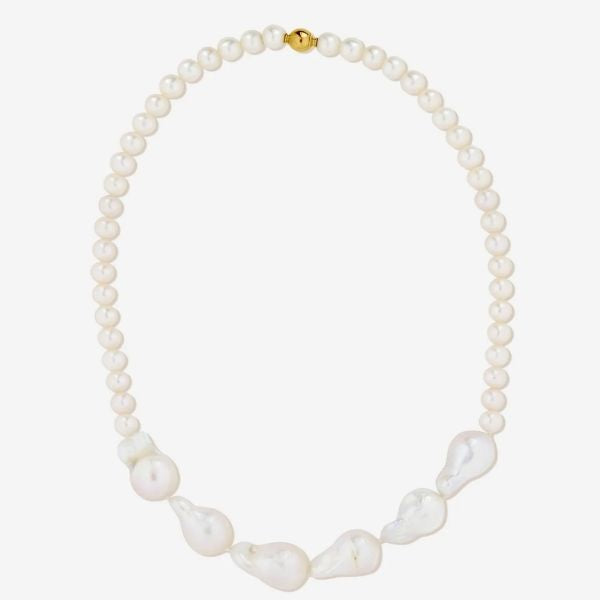 Sustainable wedding jewellery - Bruna pearl necklace
