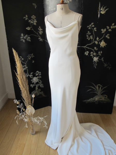 Sabina Motasem minimalist wedding dress