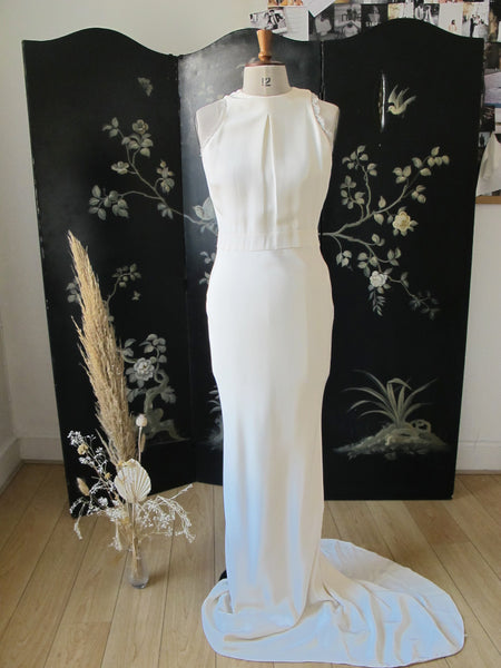 Sabina Motasem minimalist wedding dress