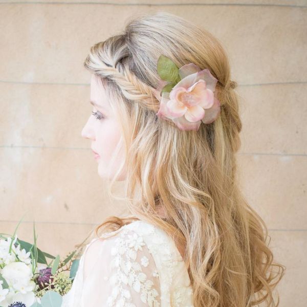 Chez Bec single flower hair accessory