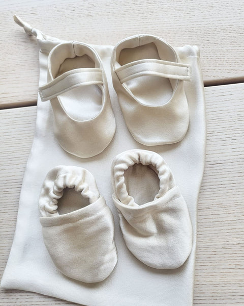 Baby booties from off-cuts