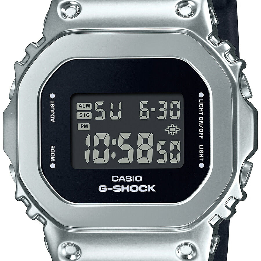 G-SHOCK メタルカバード 5600 GM-5600U-1JF メンズ 電池式 デジタル