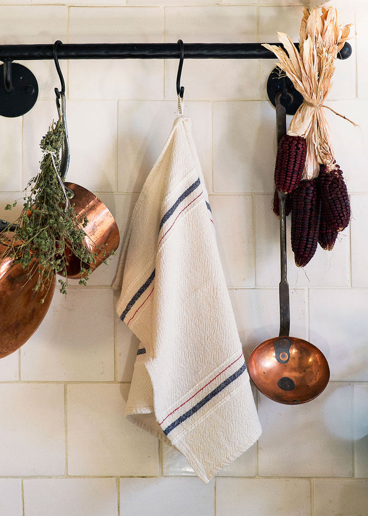 Sweet Farmhouse Dish Towel – Farmhouse Market Finds