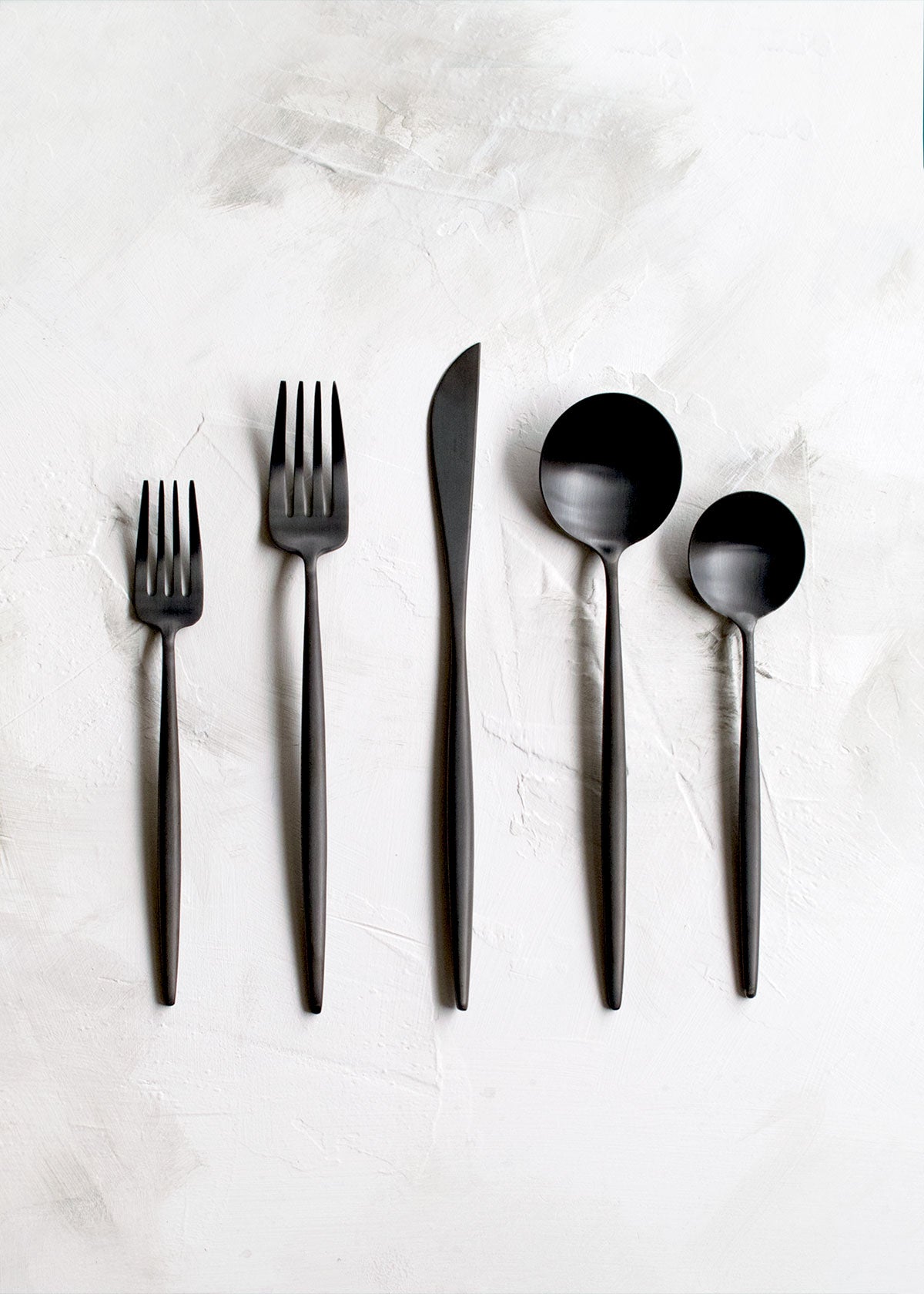 Featured image of post Brushed Black Flatware - Try it now by clicking flatware set black and let us have the chance to serve your needs.