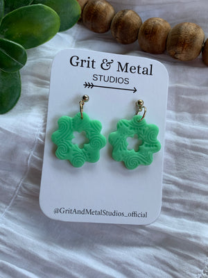 Mint green flower - Grit & Metal Studios