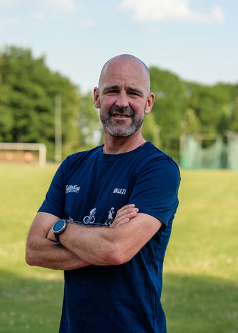 Man with blue T-shirt