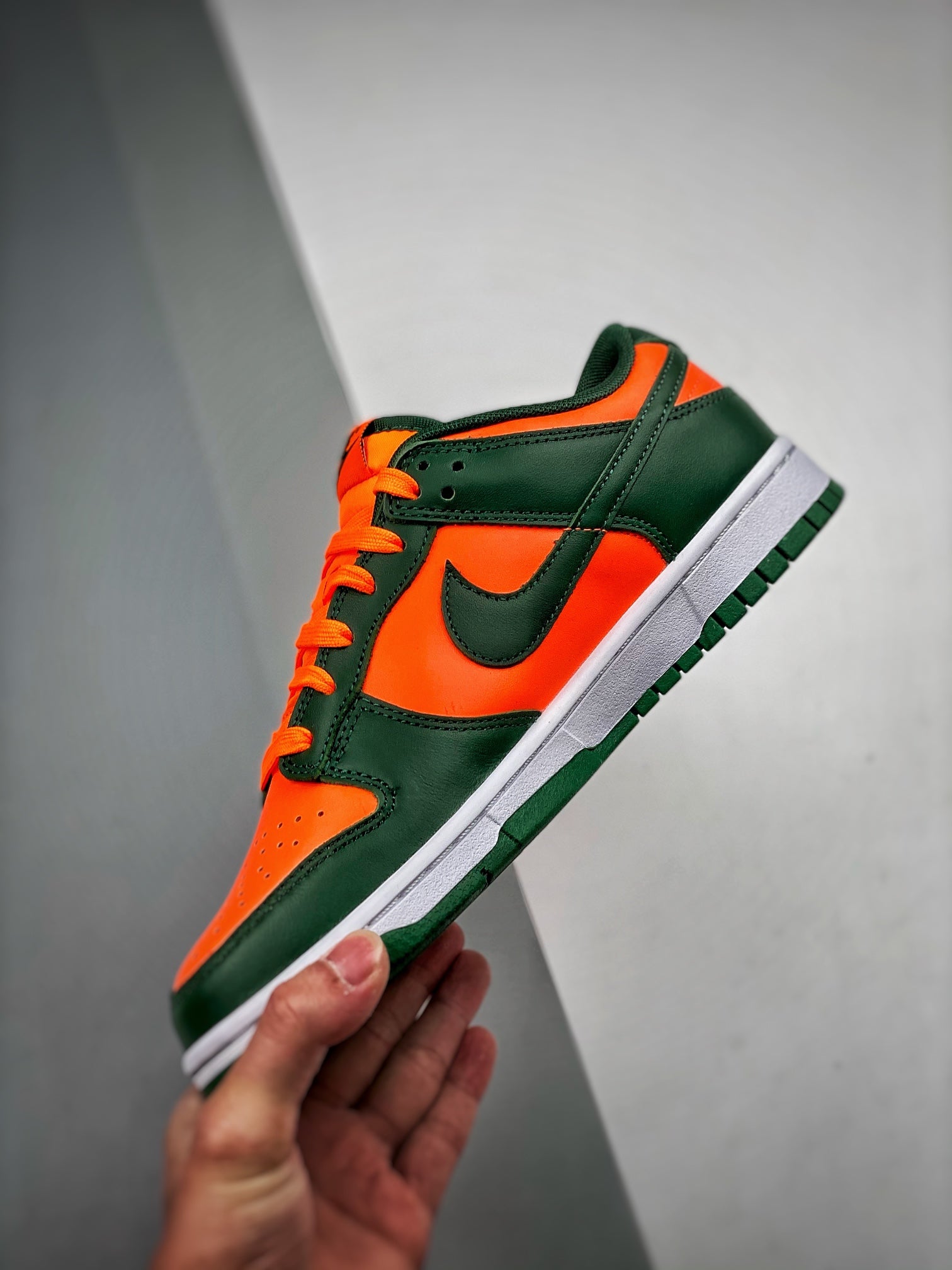 nike dunks miami hurricanes