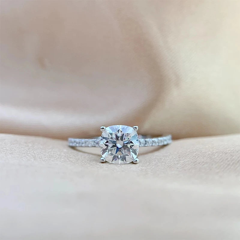 Ecooin Oval Cut D Color Moissanite Ring - Image 12