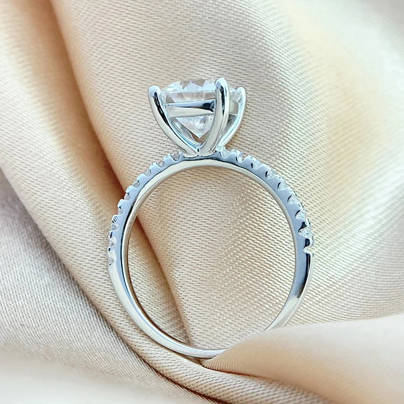Ecooin Oval Cut D Color Moissanite Ring - Image 14