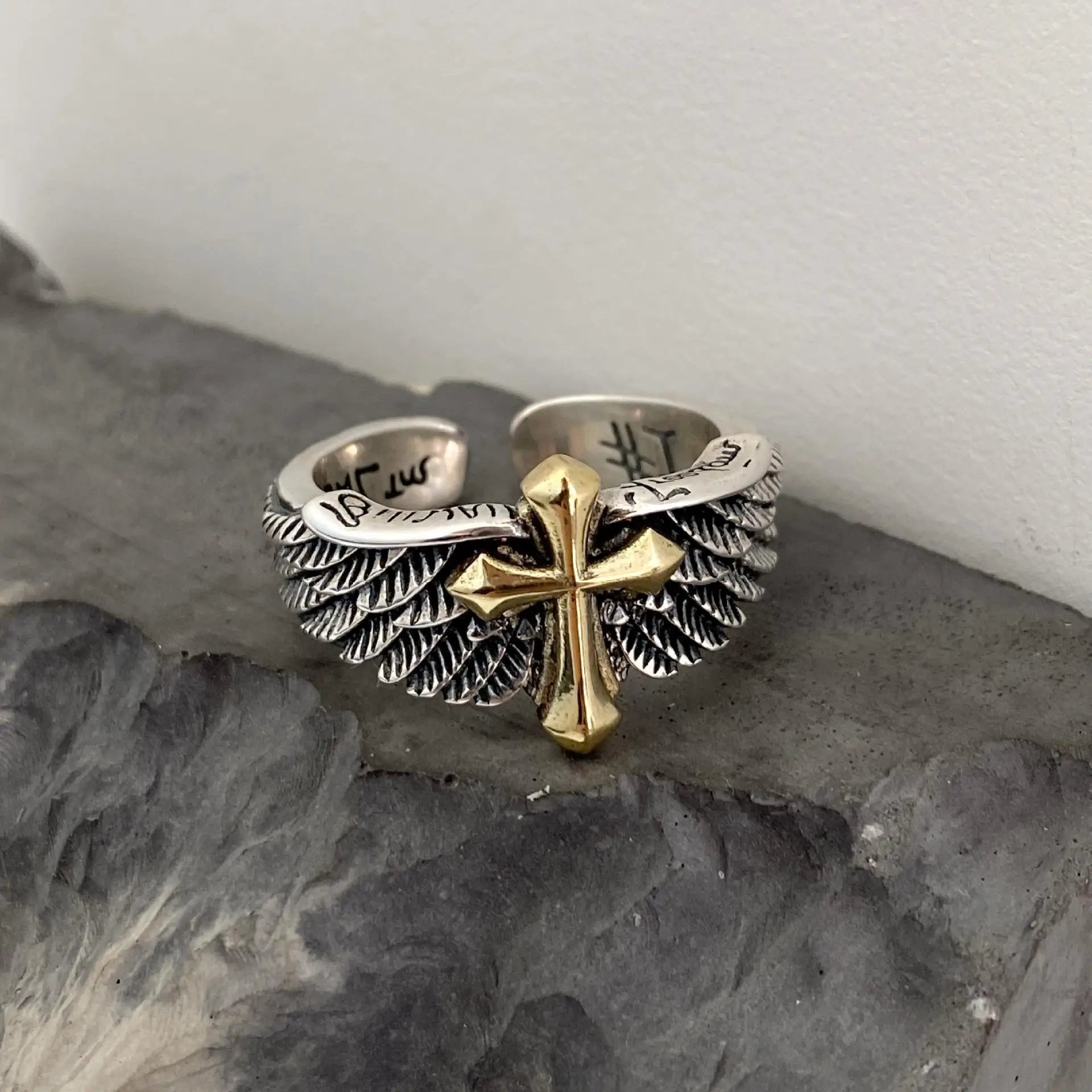 Unilf Retro Cross Feather Graffiti Ring - Image 5