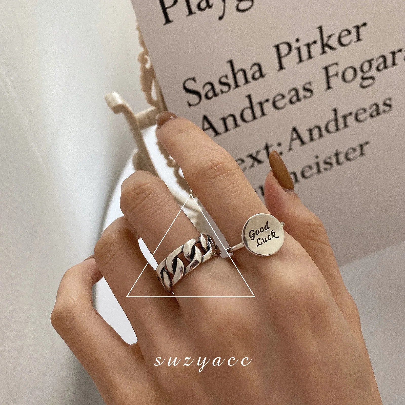 Chicya Creative Cross Hollow Chain Geometric Ring - Image 23