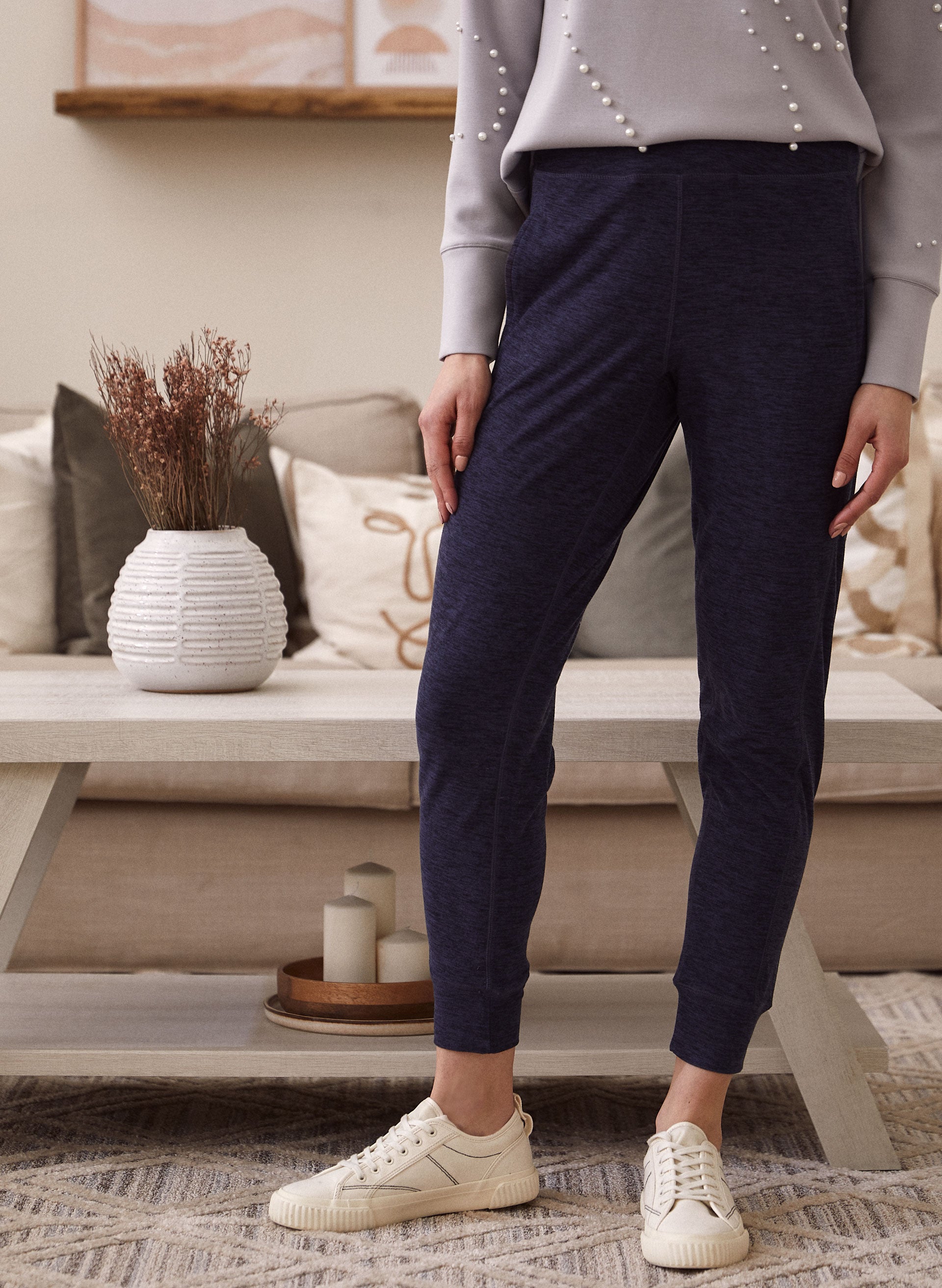 WE SMOOTH-FIT SLIM LEG PANTS