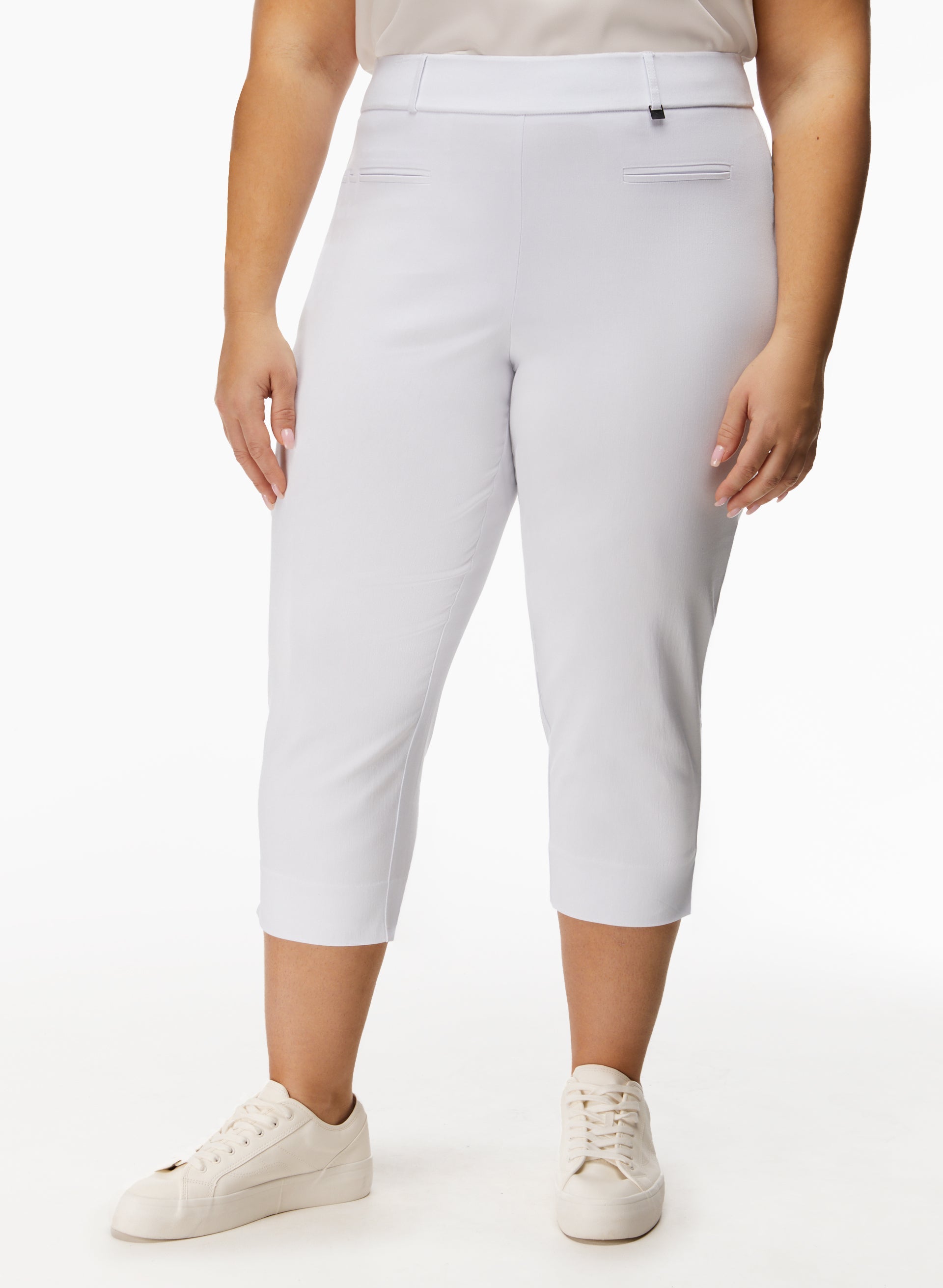 Laura Plus Side Slit Pull-On Capris