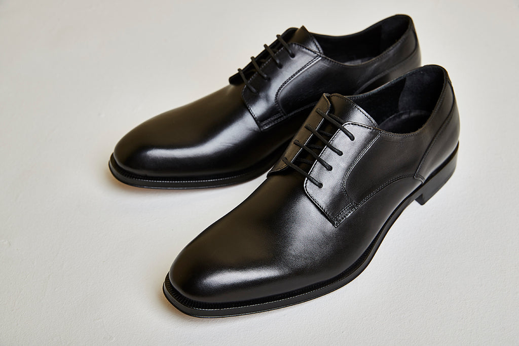 derby dress shoes