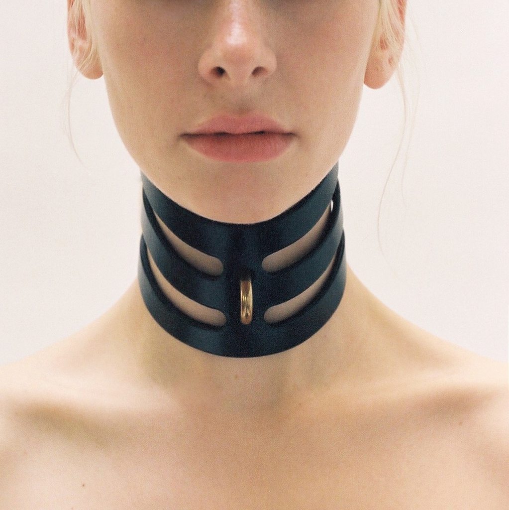 Cut out leather posture collar by Fleet Ilya - babylikestopony