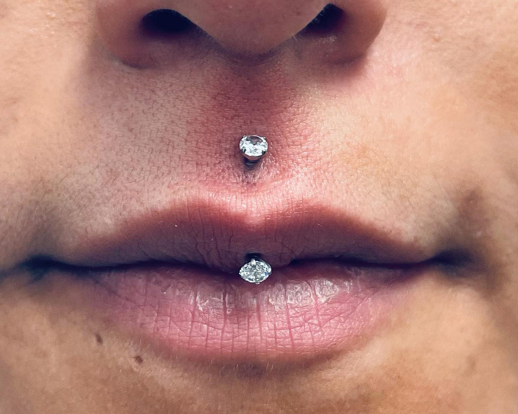 Qu'est-ce qu'un piercing Jestrum ? Coût, douleur, guérison, bijoux, suivi