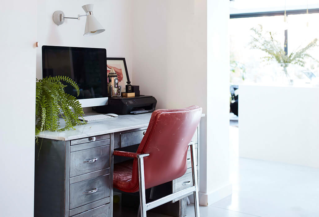 desk-styling-office-interiors