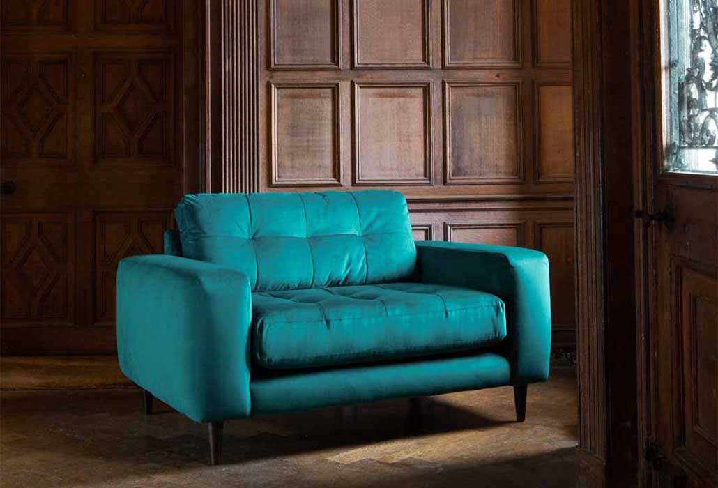 Suave-Loveseat-Kingfisher-Teal-Velvet