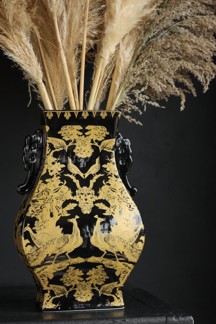 oriental vase