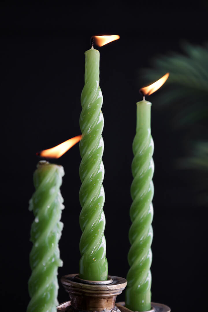 green twisted candle