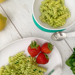 Creamy Pea and Mint Pasta served in a doddl bowl and plate