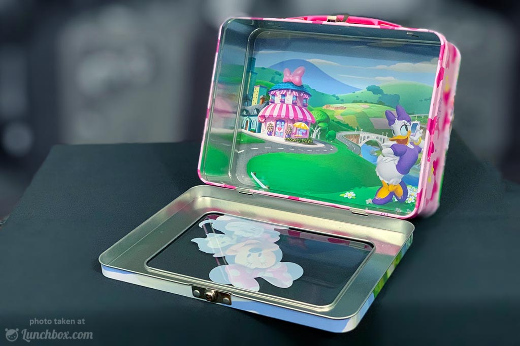 Daisy Duck Vintage Lunch Box