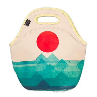 https://cdn.shopify.com/s/files/1/0704/7309/products/the-ocean-insulated-lunch-bag_200x200@2x.jpg?v=1635908448