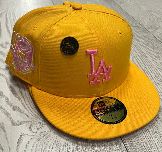 HAT CLUB on X: This weekend the #Dodgers are going south of the