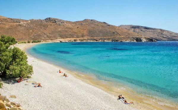 Ganema-beach-serifos-island