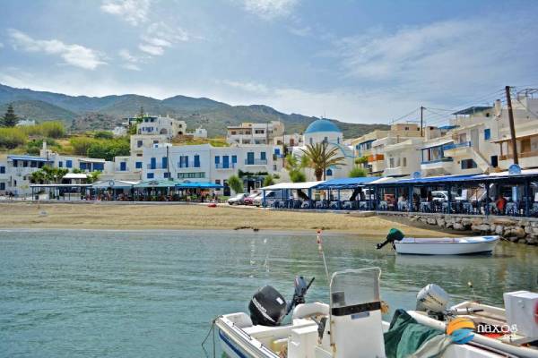 apollonas-beach-naxos-island