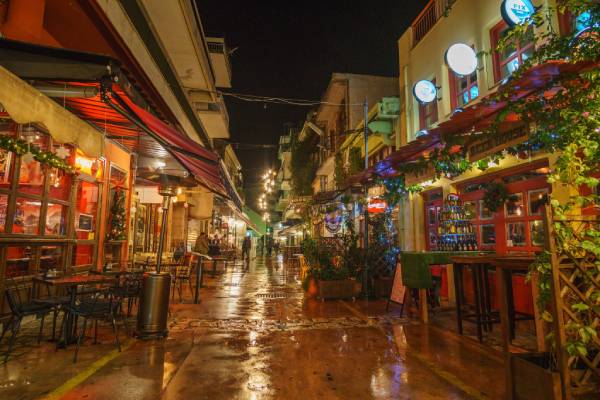 kalamata-old-town-bars