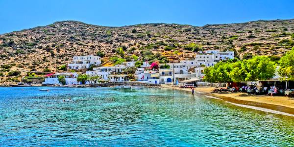 vathi-beach-sifnos-island