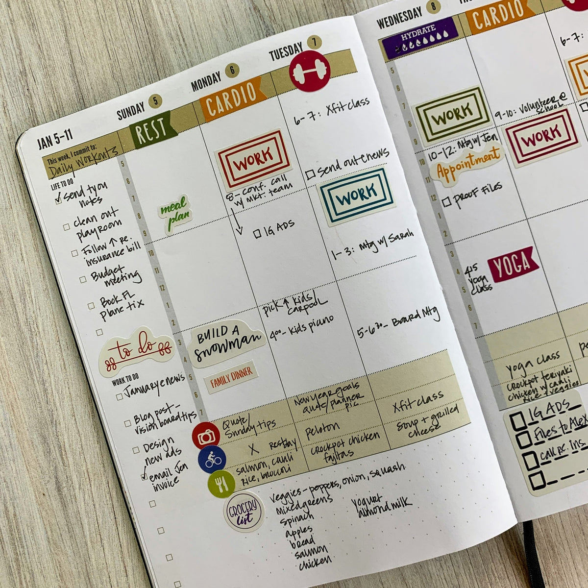 2025 Weekly Day Planner