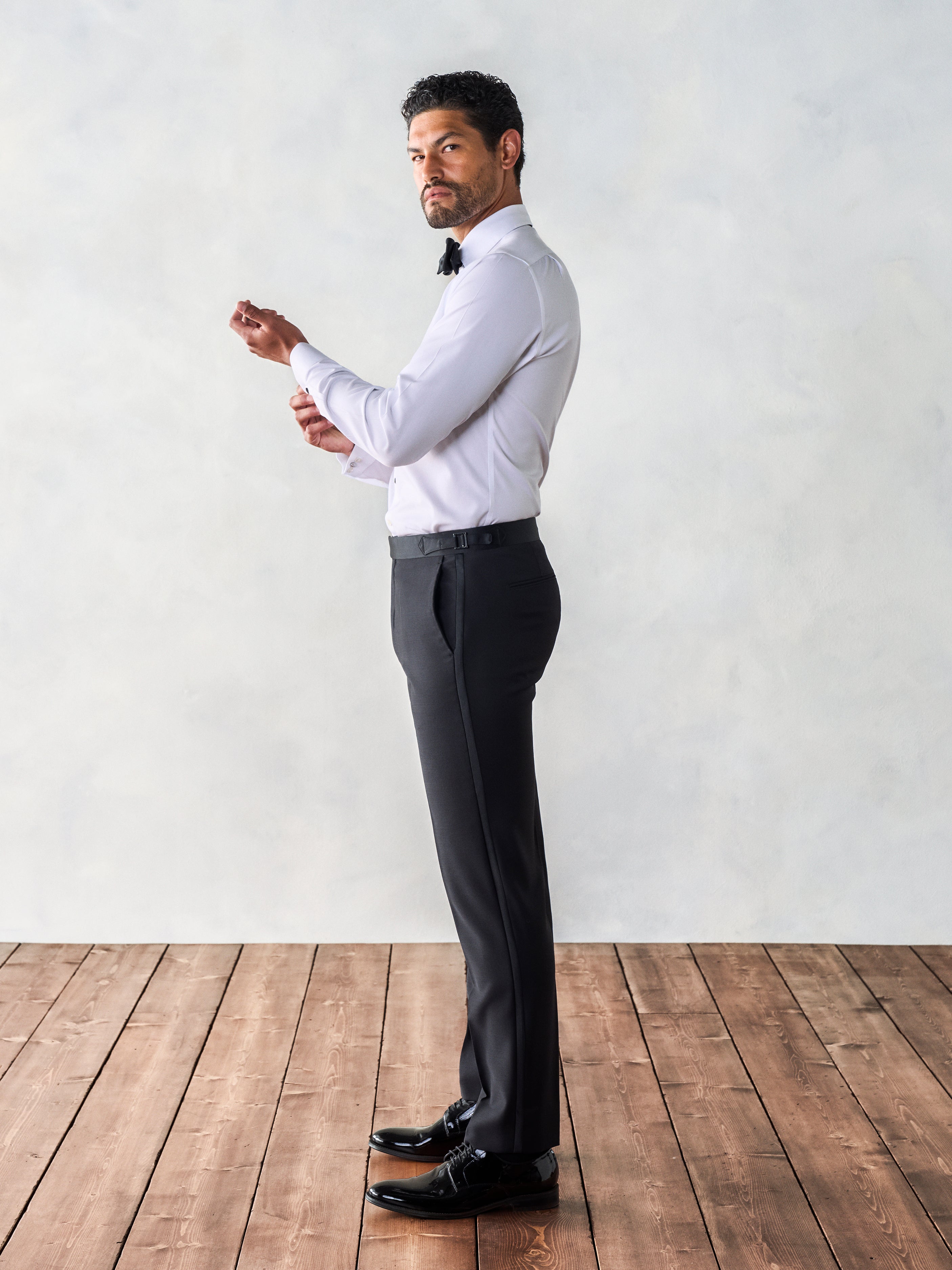 Guide on Formal vs Semi-Formal Dress Code for Men | Harris Scarfe