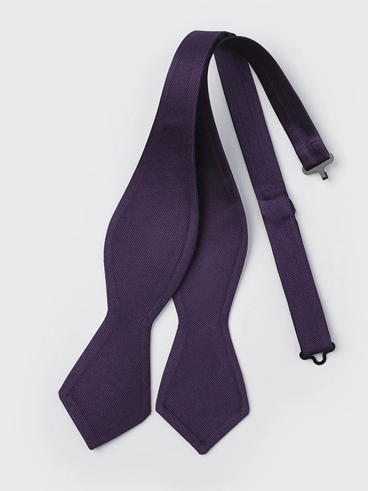 Grape Silk Diamond Bow Tie | The Black Tux