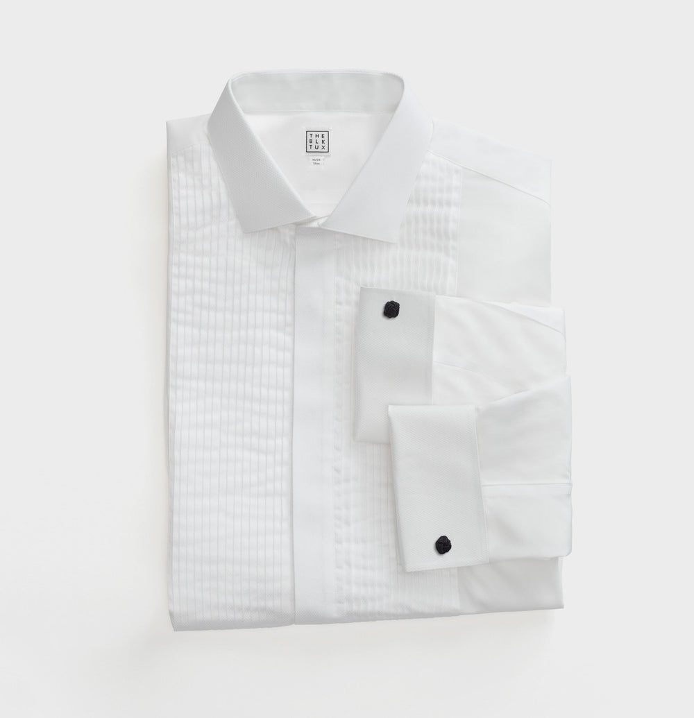 https://cdn.shopify.com/s/files/1/0705/6071/0947/products/tbt_1_white_shirt_0015_noOS_1812x1875_a17d872c-9fd7-4dac-a791-448641a9fce2.jpg?v=1675130041&width=1000