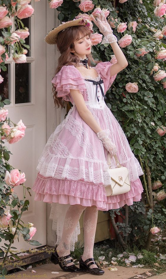 Episode 4 Lolita Fashion Facts