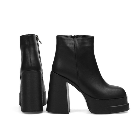 WOMEN'S LEATHER BOOTS - CASUAL SHOES.