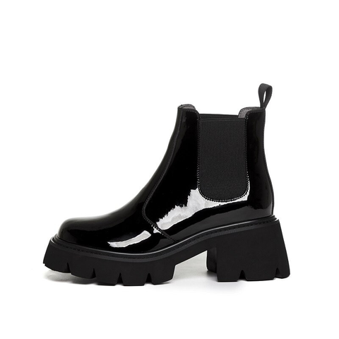 Comfortable Square Heel Women's Boots - Casual Style.