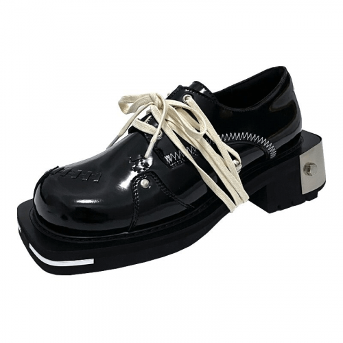 Chaussures en cuir véritable à semelles épaisses pour hommes cool / chaussures de style punk en métal avec lacets blancs