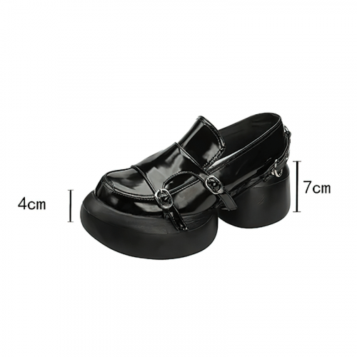 Schwarze Designer-Loafer mit runden Absätzen und Schnallen / Lacklederschuhe im Punk-Stil