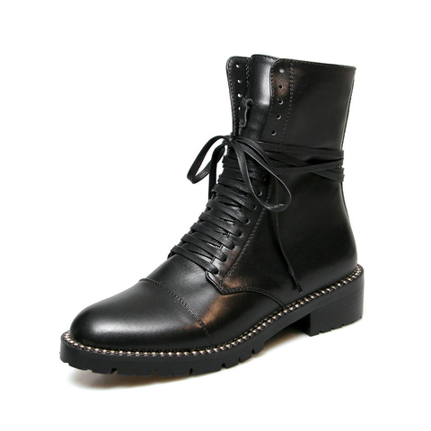 Winter leather ankle boots for women.