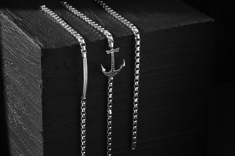 Anchor Box Chain Bracelet in Silver