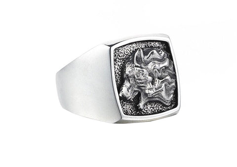 Men's Solid Silver Ring with Wolf Motive