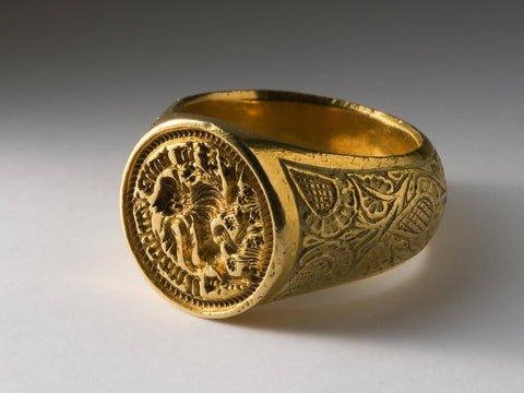 Medieval Gold signet ring