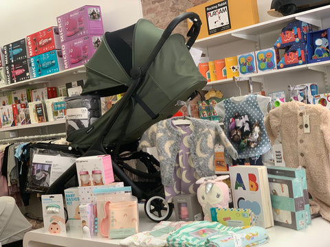 Stroller and gifts at Babesta