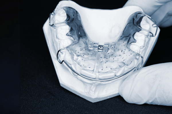 Retainers on teeth mold